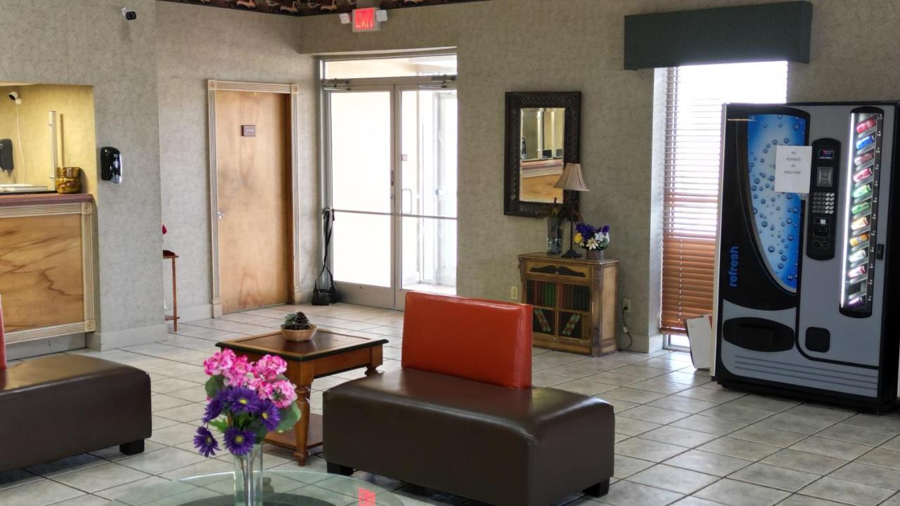 Crossroads Inn & Suites 웨스트 멤피스 외부 사진