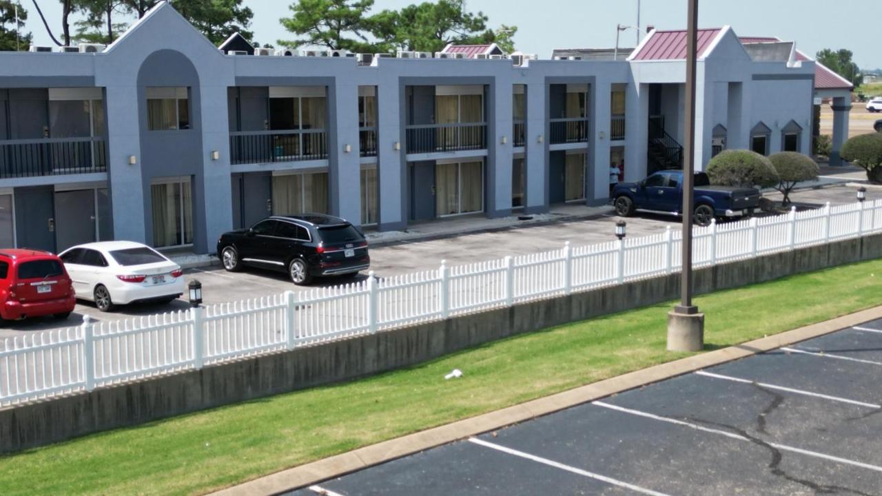 Crossroads Inn & Suites 웨스트 멤피스 외부 사진