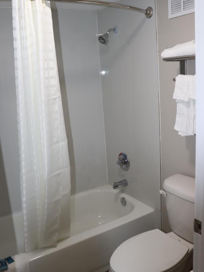 Crossroads Inn & Suites 웨스트 멤피스 외부 사진